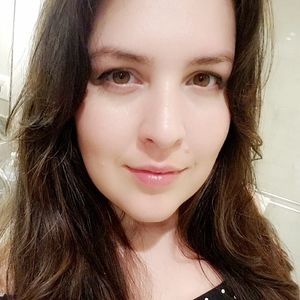 Meet your Posher, Lorena